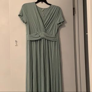 Pinkblush Maxi Dress! Size Medium